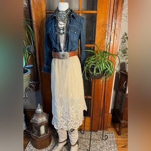 Vintage Scarlet Speedwell Double Layer Crochet MIDI Length Skirt Sz‎ M